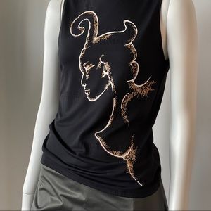 Sexy sleeveless Italian t-shirt.
